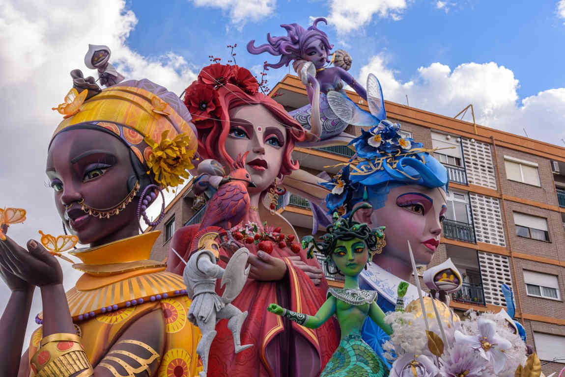 Valencia - fallas 2023 - 7 premio - falla L'Antiga de Campanar - Som de colors 03.jpg